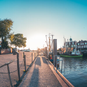Leinwand Neuharlingersiel 10