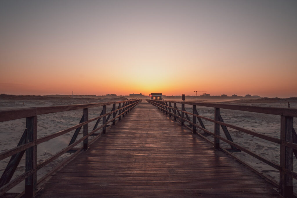 Sankt Peter Ording Leinwand – Leinwand von Hennen Arts