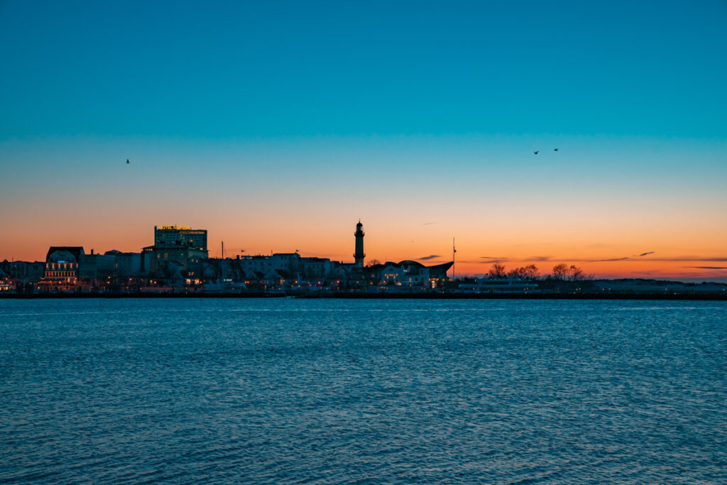 Leinwand Warnemünde 19 – Leinwand von Hennen Arts