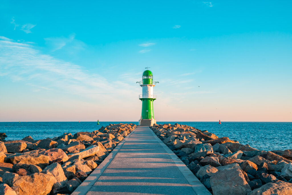Leinwand Warnemünde 13 – Leinwand von Hennen Arts