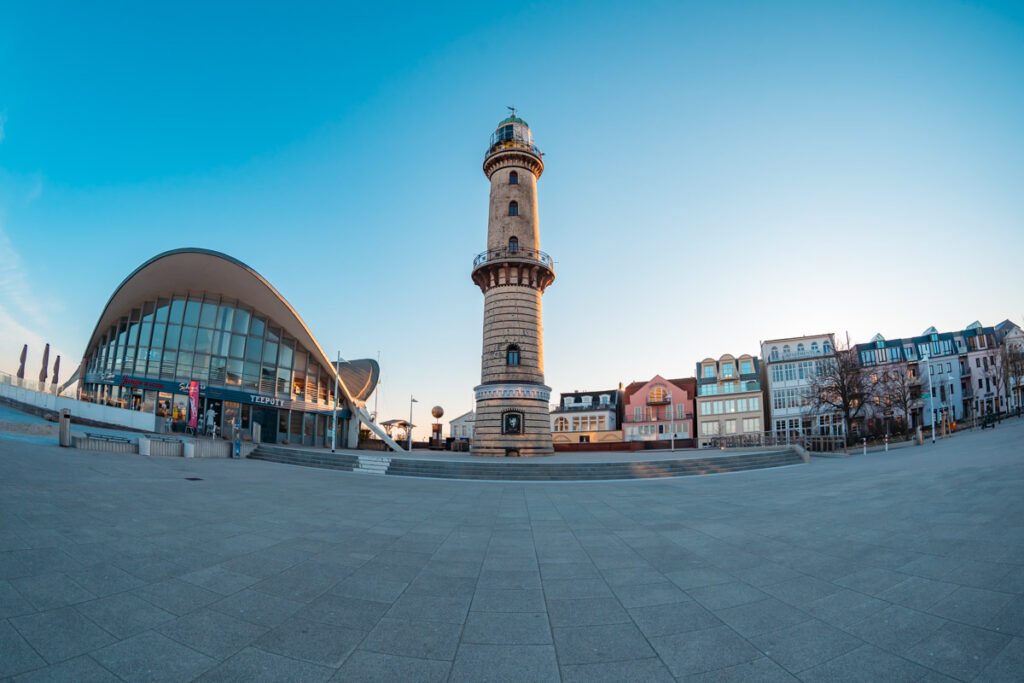 Leinwand Warnemünde 15 – Leinwand von Hennen Arts