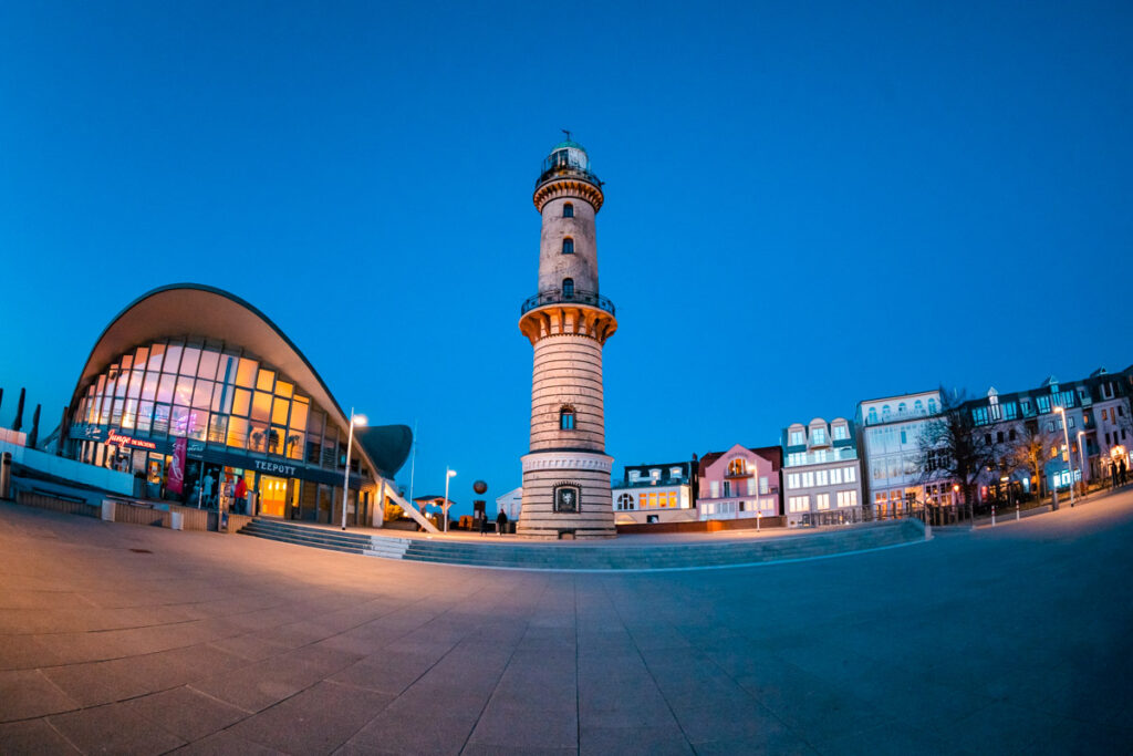 Leinwand Warnemünde 20 – Leinwand von Hennen Arts